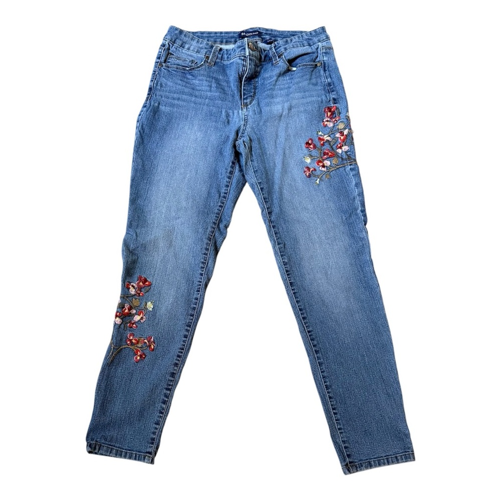 Bandolino Straight Leg Jeans with Floral Embroidery Women’s Size 8